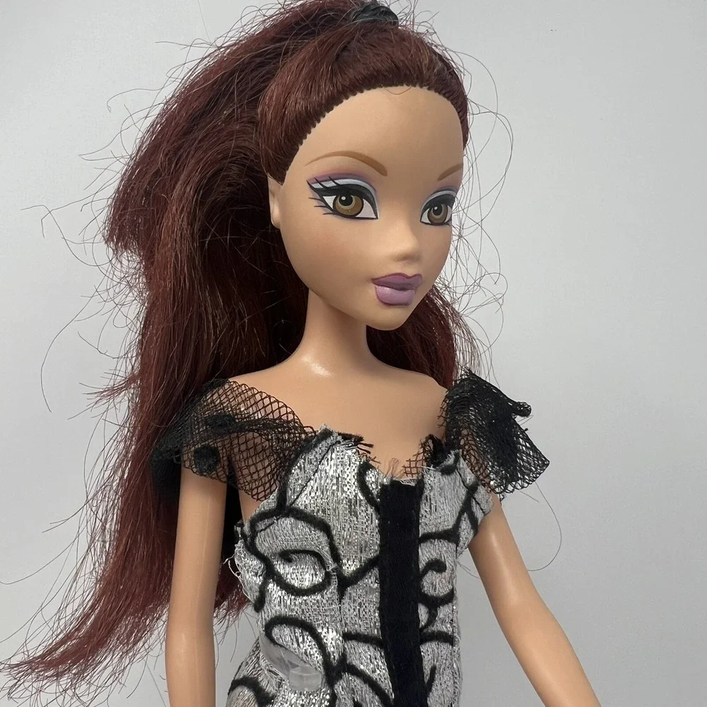 My Scene Barbie Doll CHELSEA Straight Reddish Brown Hair and Brown‎ Eyes